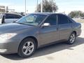 Toyota Camry 2003 годаүшін6 500 000 тг. в Актобе – фото 2