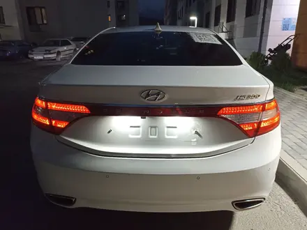 Hyundai Grandeur 2013 года за 5 650 000 тг. в Алматы – фото 13