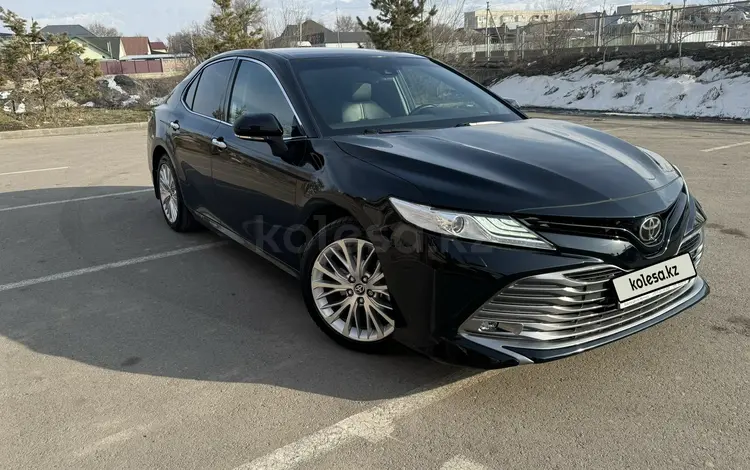 Toyota Camry 2020 годаfor14 800 000 тг. в Алматы