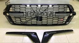 Решетка радиатора GR-SPORT DZN LC300 для LC200/16-21 за 55 000 тг. в Актобе