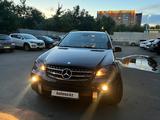 Mercedes-Benz ML 63 AMG 2007 годаүшін8 500 000 тг. в Усть-Каменогорск – фото 5