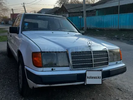 Mercedes-Benz E 230 1997 года за 800 000 тг. в Алматы – фото 3