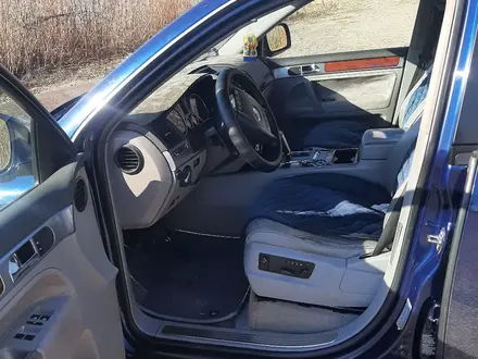 Volkswagen Touareg 2004 года за 4 000 000 тг. в Астана – фото 7