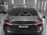Lexus ES 300h 2012 годаүшін8 200 000 тг. в Актау – фото 3