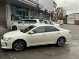 Toyota Camry 2016 годаүшін10 500 000 тг. в Алматы – фото 2