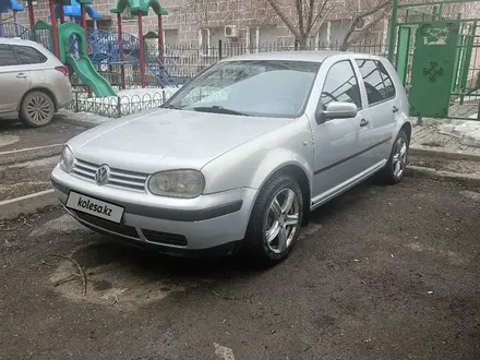 Volkswagen Golf 1999 года за 2 900 000 тг. в Астана