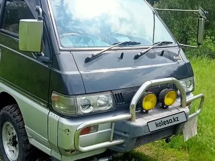 Mitsubishi Delica 1992 года за 1 800 000 тг. в Усть-Каменогорск – фото 7