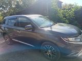 Mitsubishi Outlander 2017 года за 8 700 000 тг. в Лисаковск – фото 2