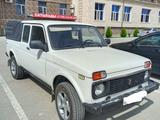 Toyota Hilux без водителя в Актау – фото 3