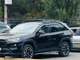 Toyota RAV4 2019 года за 10 500 000 тг. в Уральск – фото 4