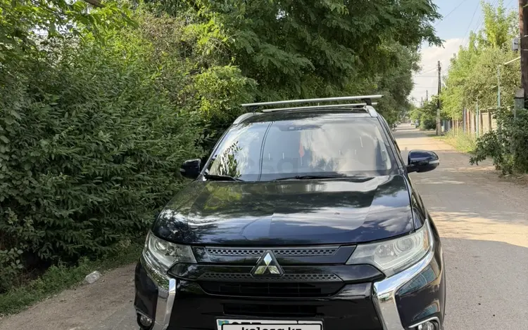 Mitsubishi Outlander 2015 года за 8 500 000 тг. в Алматы