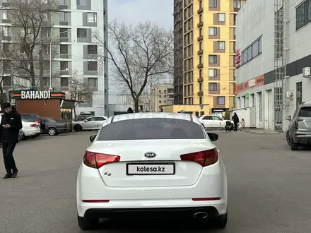 Kia K5 2011 года за 7 100 000 тг. в Алматы – фото 4