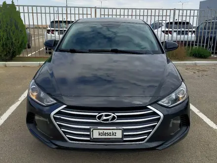 Hyundai Elantra 2018 года за 5 300 000 тг. в Актау – фото 2