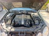 Mercedes-Benz E 240 2006 годаfor5 500 000 тг. в Актау
