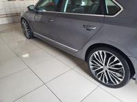 Volkswagen Passat 2012 года за 5 000 000 тг. в Атырау