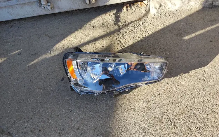 Фара правая за 70 000 тг. в Алматы