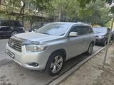 Toyota Highlander 2008 годаүшін8 200 000 тг. в Алматы