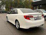 Toyota Camry 2013 годаүшін8 500 000 тг. в Семей – фото 4