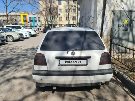 Volkswagen Golf 1994 года за 1 300 000 тг. в Есик – фото 6