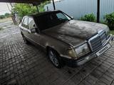 Mercedes-Benz E 300 1991 годаfor1 000 000 тг. в Талдыкорган