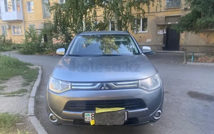 Mitsubishi Outlander 2013 года за 7 900 000 тг. в Усть-Каменогорск