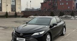 Toyota Camry 2018 года за 14 600 000 тг. в Алматы – фото 2