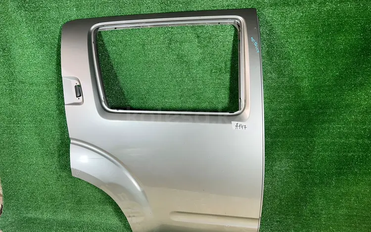 Задняя правая дверь ниссан патфайндер за 29 000 тг. в Астана