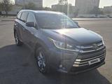 Toyota Highlander 2019 годаүшін11 800 000 тг. в Актау – фото 2