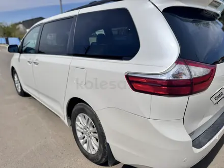 Toyota Sienna 2015 года за 10 500 000 тг. в Атырау – фото 23