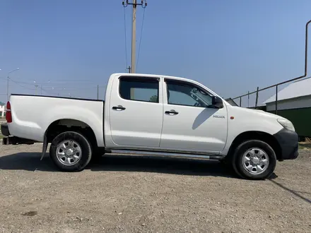 Toyota Hilux 2015 годаүшін7 100 000 тг. в Аксай – фото 3