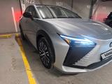 Lexus RZ 2023 года за 29 090 000 тг. в Алматы – фото 4