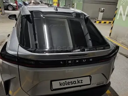 Lexus RZ 2023 года за 27 760 000 тг. в Алматы – фото 10