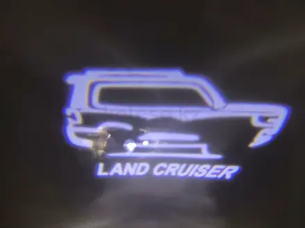 Дверная проекция Land Cruiser для Lc200 08-21 за 10 000 тг. в Шымкент