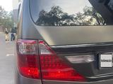 Toyota Alphard 2012 года за 12 500 000 тг. в Алматы – фото 3