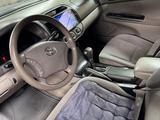 Toyota Camry 2005 года за 5 100 000 тг. в Тараз – фото 4