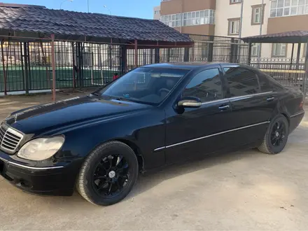 Mercedes-Benz S 500 2001 года за 4 800 000 тг. в Актау