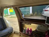 Mercedes-Benz E 200 1992 года за 2 500 000 тг. в Усть-Каменогорск – фото 3