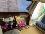 Mercedes-Benz E 200 1992 года за 2 500 000 тг. в Усть-Каменогорск – фото 4