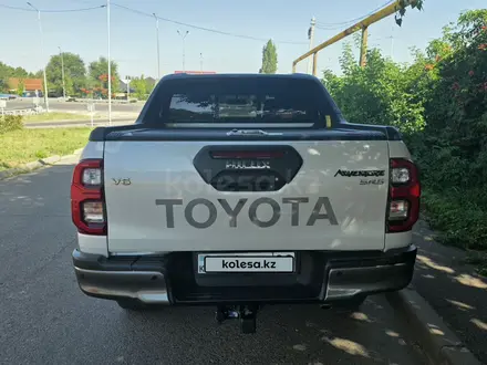 Toyota Hilux 2025 года за 27 000 000 тг. в Алматы – фото 2