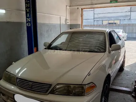 Toyota Mark II 1997 года за 3 500 000 тг. в Семей – фото 2