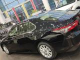 Toyota Camry 2023 года за 17 650 000 тг. в Алматы – фото 3