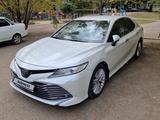 Toyota Camry 2020 года за 15 200 000 тг. в Экибастуз – фото 2