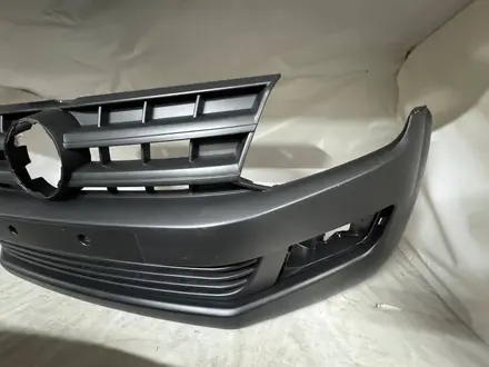 Бампер передний на Volkswagen за 95 000 тг. в Алматы – фото 3