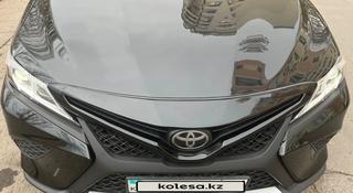 Toyota Camry 2020 года за 11 500 000 тг. в Астана