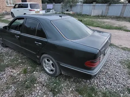 Mercedes-Benz E 280 2002 года за 3 850 000 тг. в Алматы – фото 3