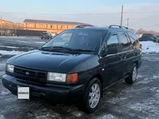Nissan Prairie, 1997