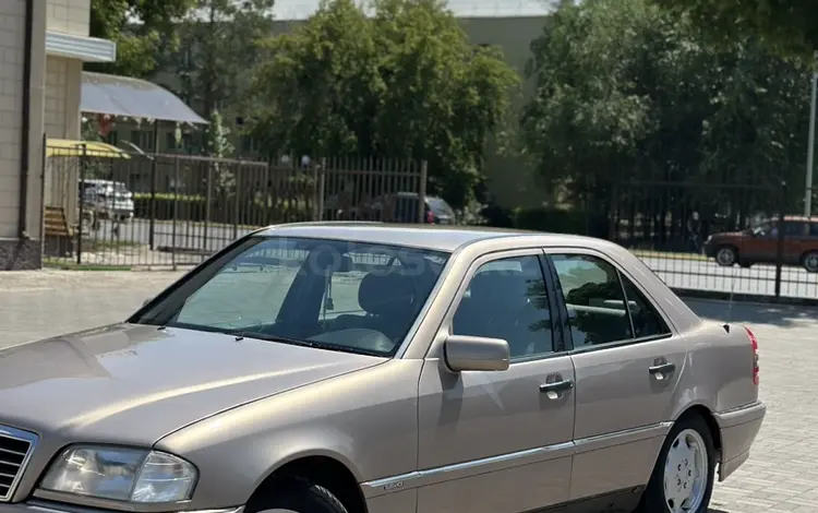 Mercedes-Benz C 220 1996 года за 2 500 000 тг. в Уральск