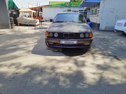 BMW 525 1992 года за 2 300 000 тг. в Алматы