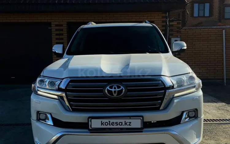 Toyota Land Cruiser 2016 года за 31 500 000 тг. в Усть-Каменогорск