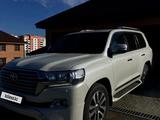 Toyota Land Cruiser 2016 годаүшін31 500 000 тг. в Усть-Каменогорск – фото 3